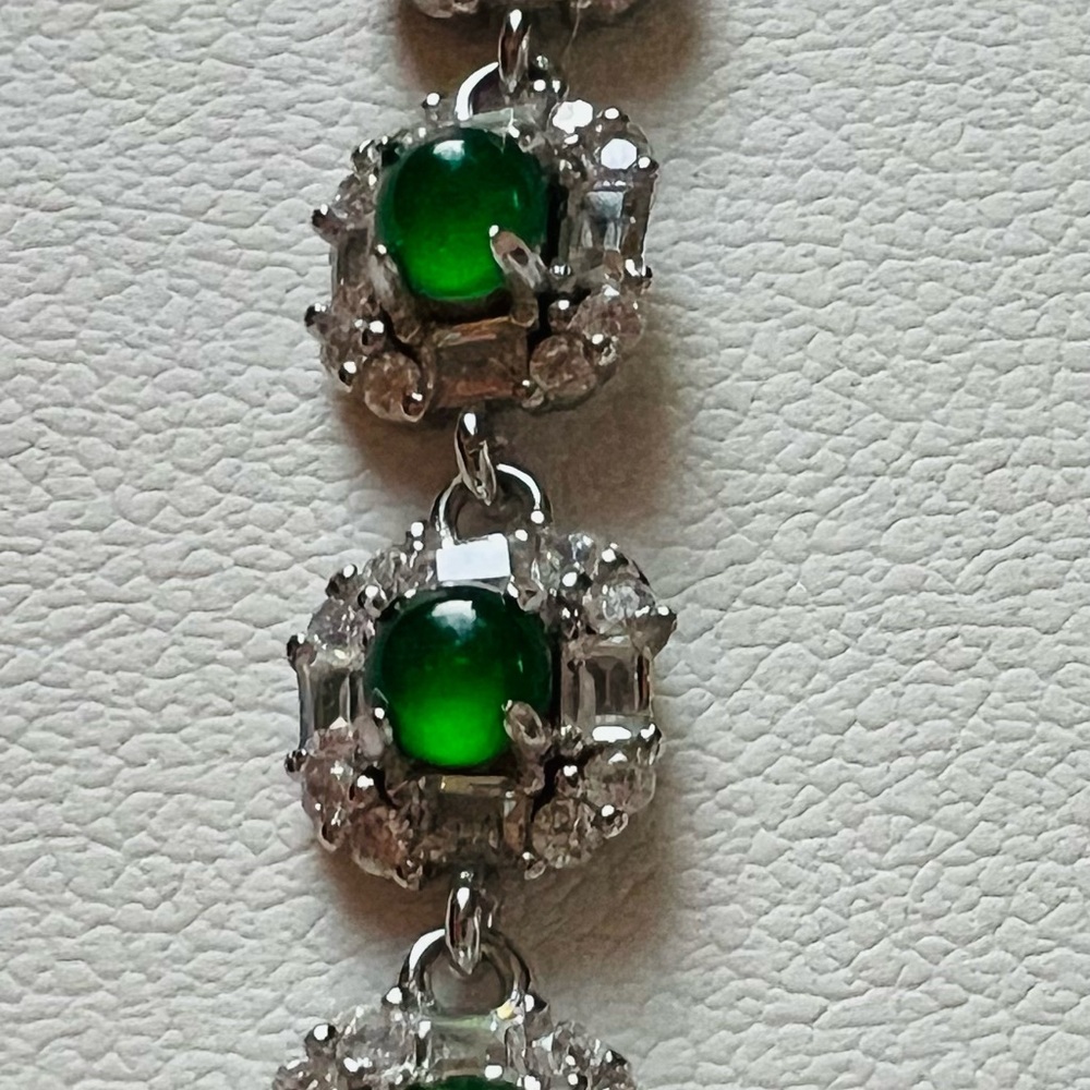 BJ4  Natural GRADE A Apple Green Jadeite Jade Bracelet Rhodium Sterling Silver
